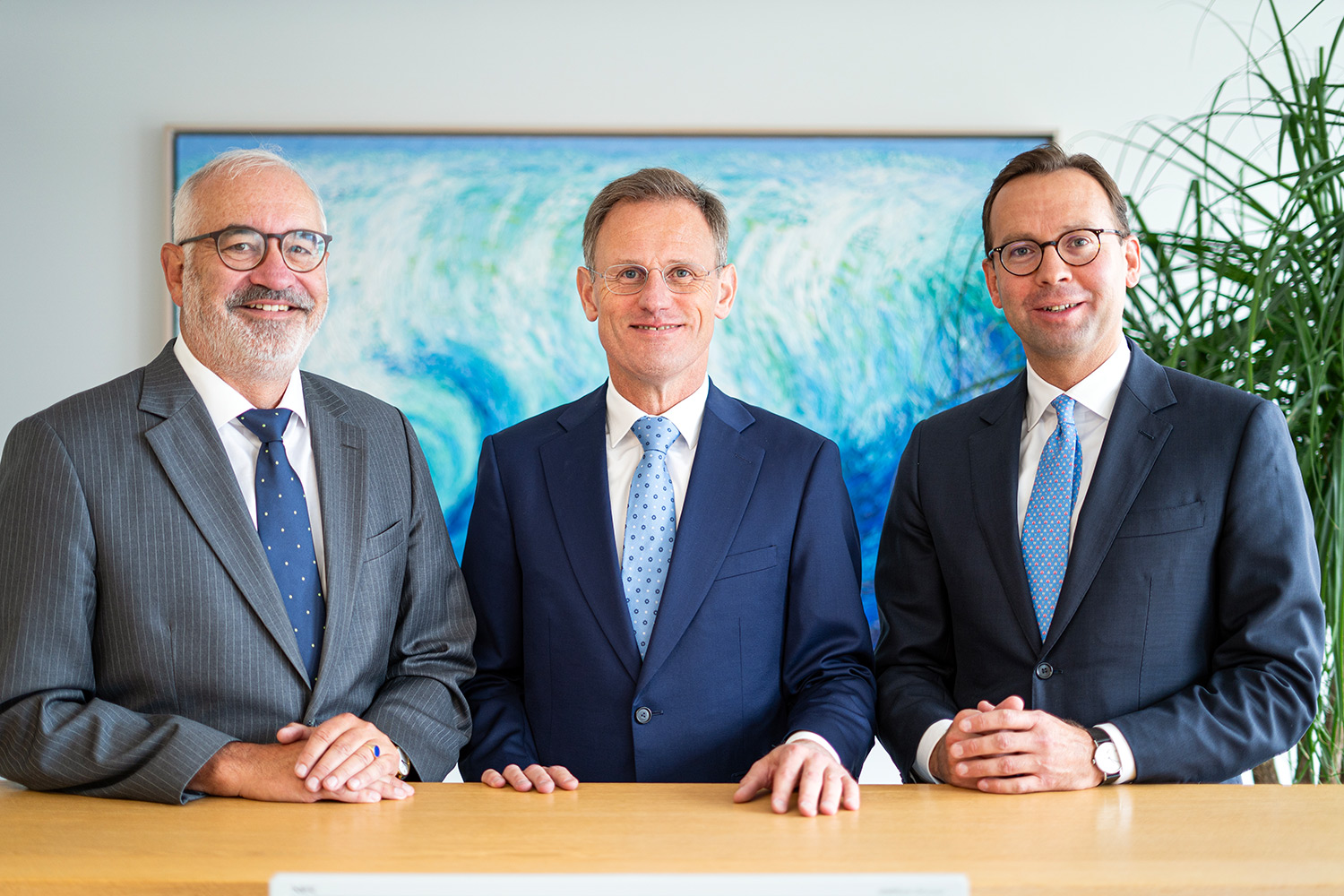 Foto der Notare Dr. Pünder, Dr. Wenz und Dr. Schüller zum Stabswechsel